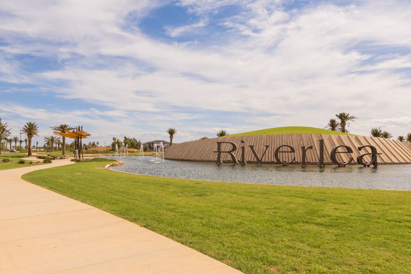 Riverlea Entry Lakes